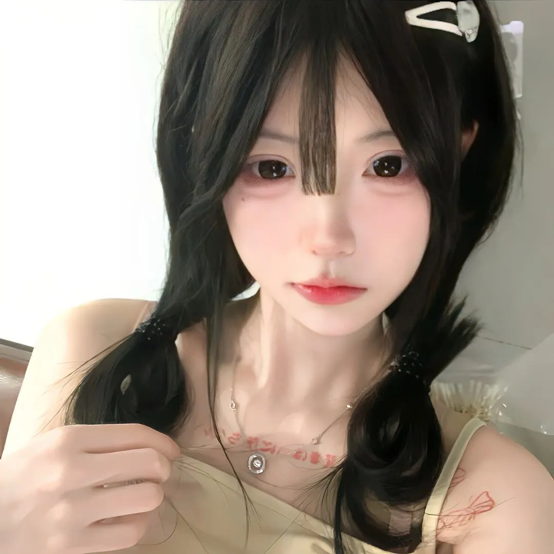 湖畔的女人们